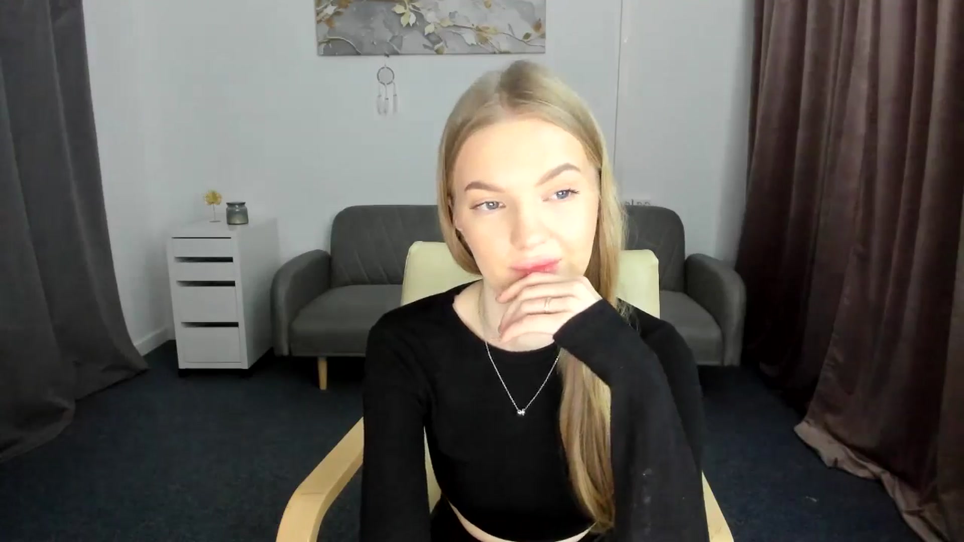 Gallery image thumbnail from AndySky's myfreecams stream on, 02/07/2025, 17:53 image 13 of 20