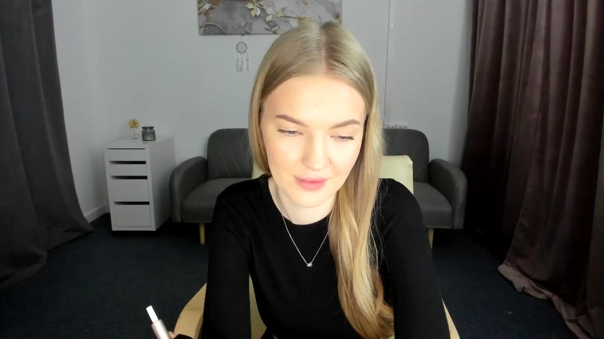 Gallery image thumbnail from AndySky's myfreecams stream on, 02/07/2025, 17:53 image 7 of 20