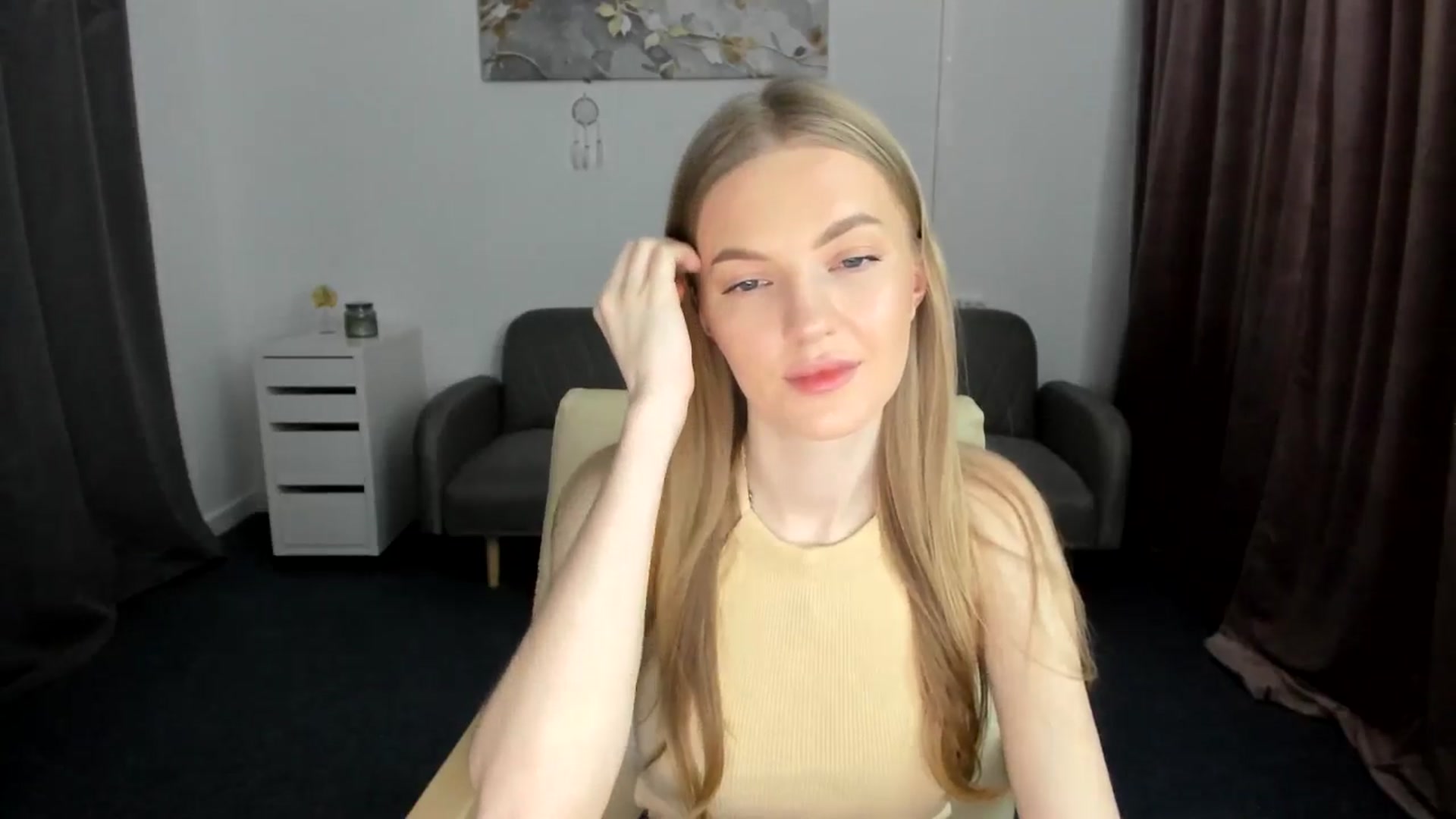 Gallery image thumbnail from AndySky's myfreecams stream on, 02/08/2025, 14:56 image 7 of 20