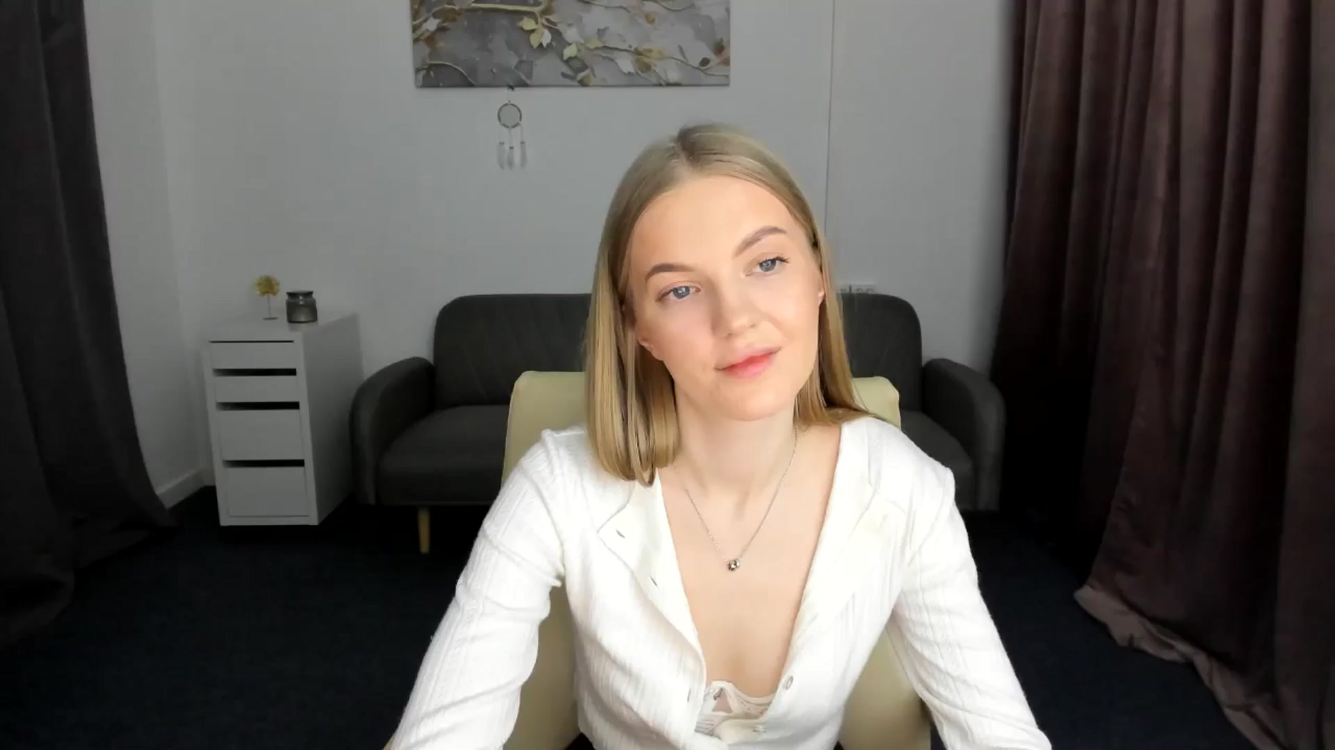 Gallery image thumbnail from AndySky's myfreecams stream on, 02/09/2025, 20:28 image 14 of 20