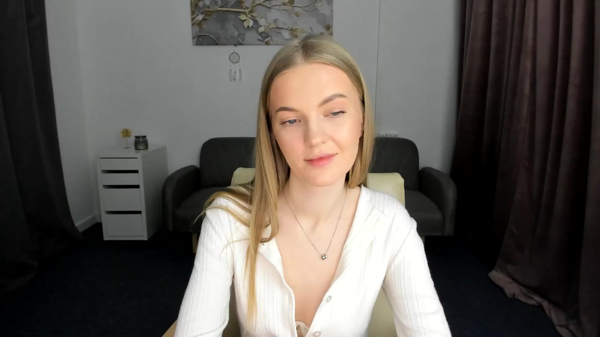 Gallery image thumbnail from AndySky's myfreecams stream on, 02/09/2025, 20:28 image 1 of 20