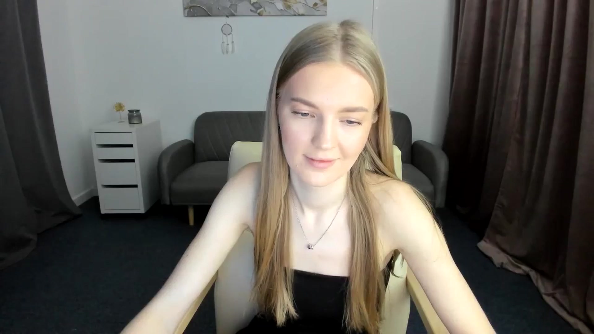 Gallery image thumbnail from AndySky's myfreecams stream on, 02/10/2025, 17:49 image 8 of 20
