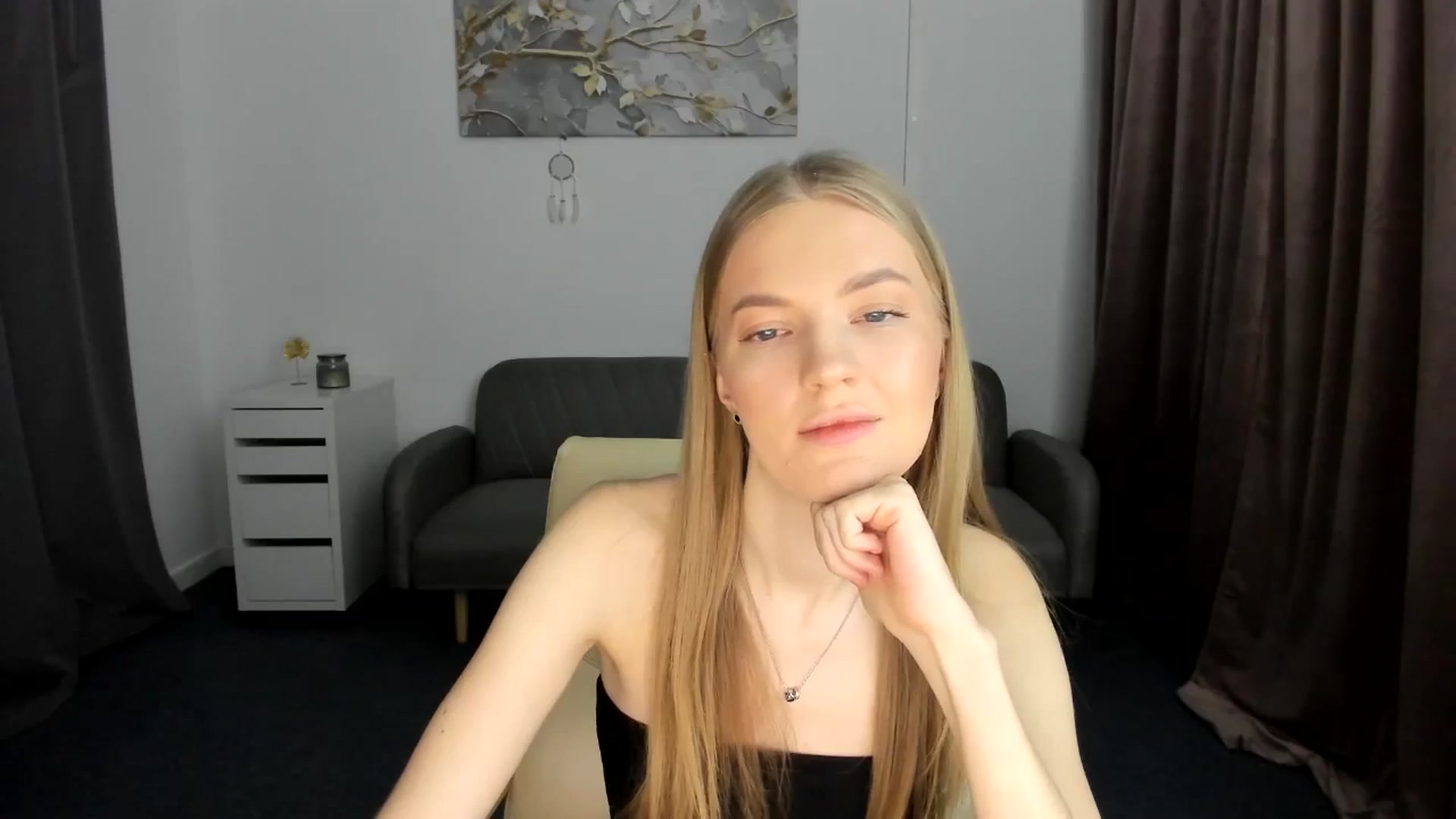 Gallery image thumbnail from AndySky's myfreecams stream on, 02/10/2025, 17:49 image 2 of 20