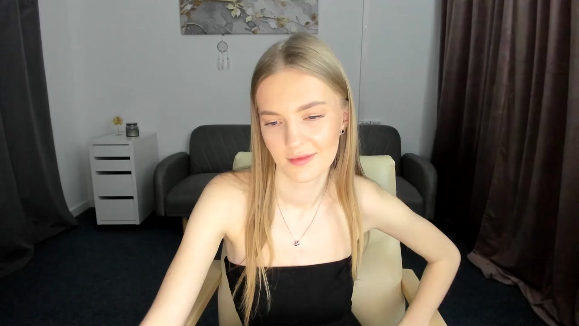 Gallery image thumbnail from AndySky's myfreecams stream on, 02/10/2025, 17:49 image 18 of 20