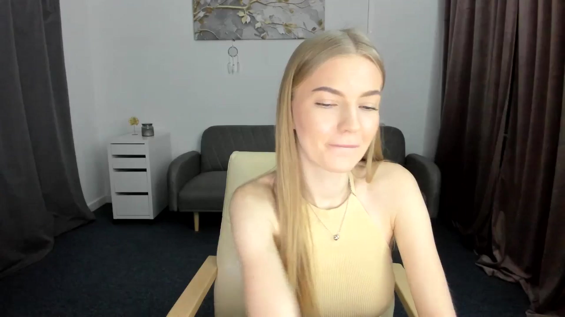 Gallery image thumbnail from AndySky's myfreecams stream on, 02/13/2025, 16:06 image 10 of 20