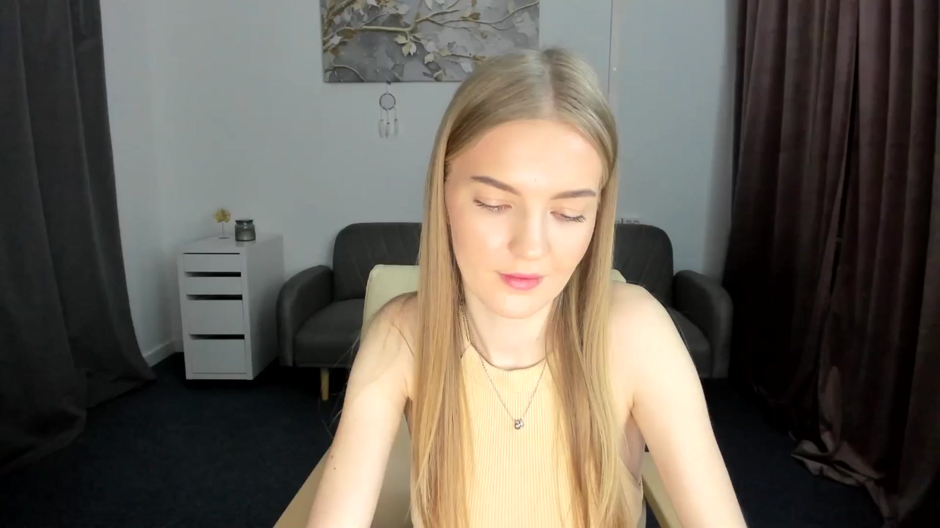 Gallery image thumbnail from AndySky's myfreecams stream on, 02/13/2025, 19:48 image 1 of 20