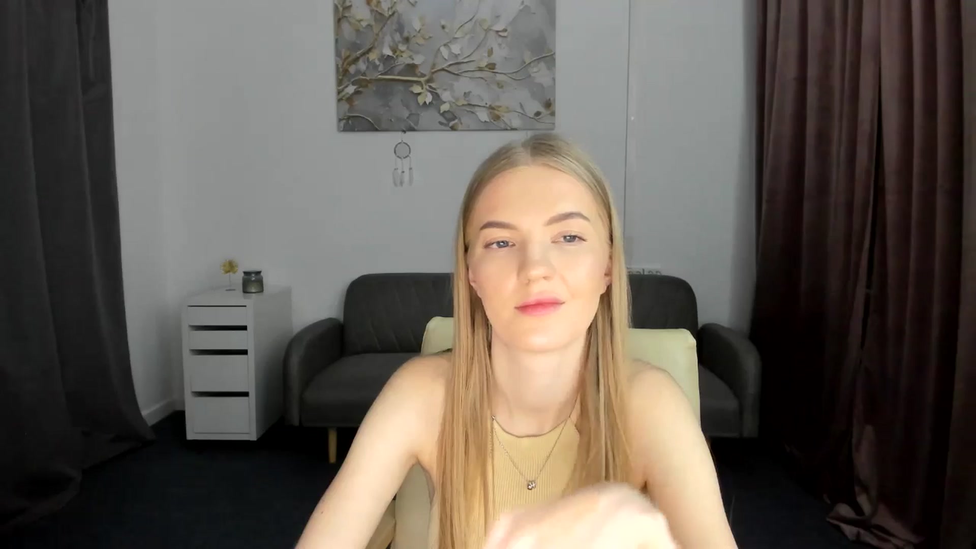Gallery image thumbnail from AndySky's myfreecams stream on, 02/13/2025, 19:48 image 18 of 20