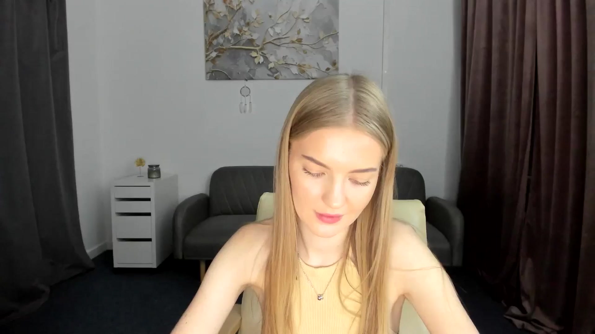 Gallery image thumbnail from AndySky's myfreecams stream on, 02/13/2025, 19:48 image 19 of 20