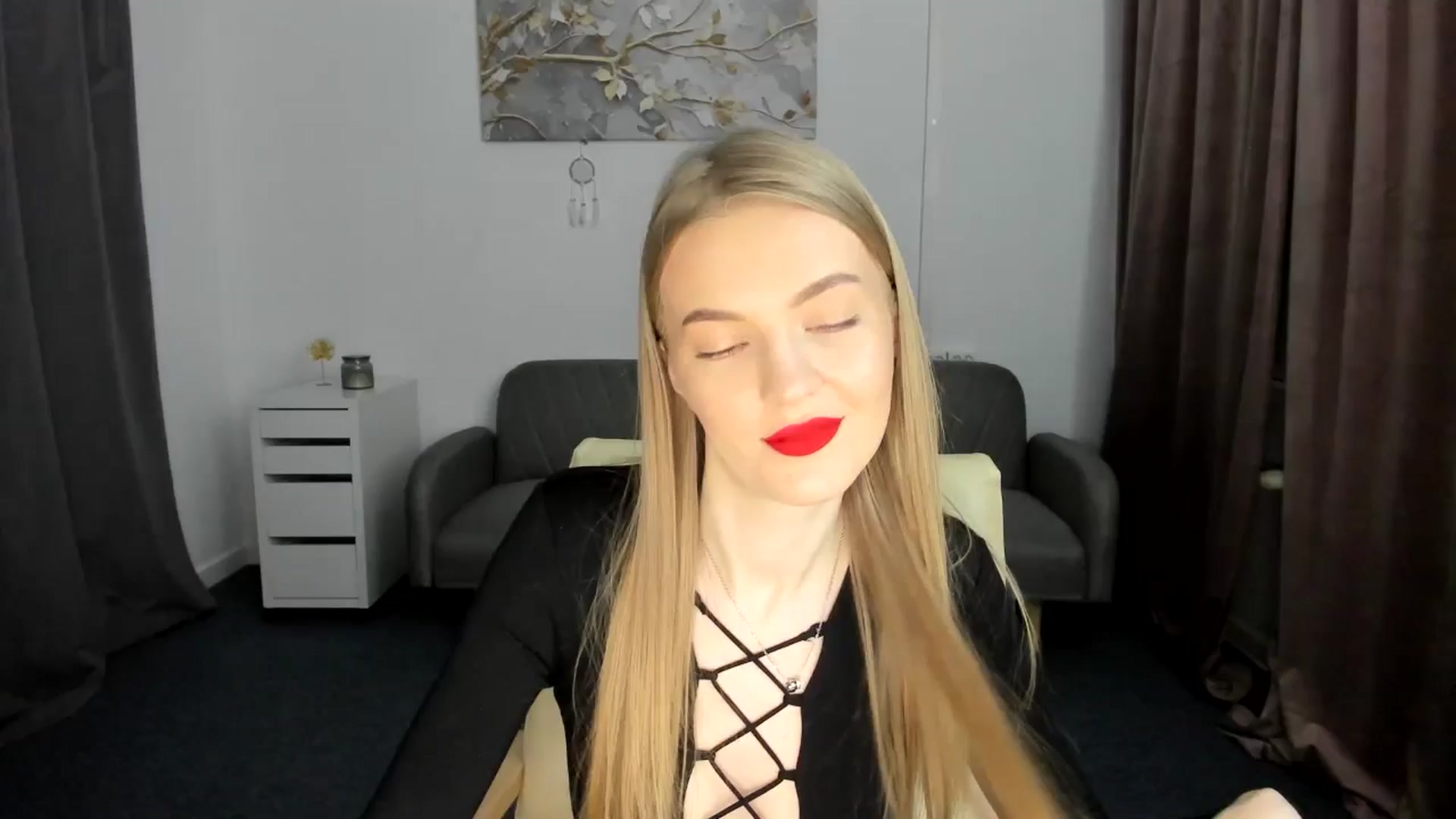 Gallery image thumbnail from AndySky's myfreecams stream on, 02/14/2025, 15:43 image 1 of 20
