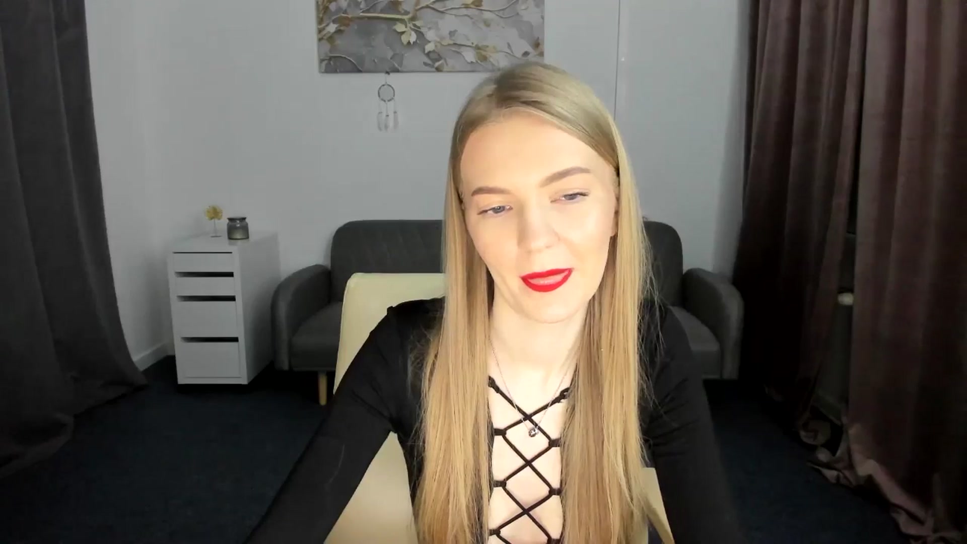 Gallery image thumbnail from AndySky's myfreecams stream on, 02/14/2025, 15:43 image 12 of 20