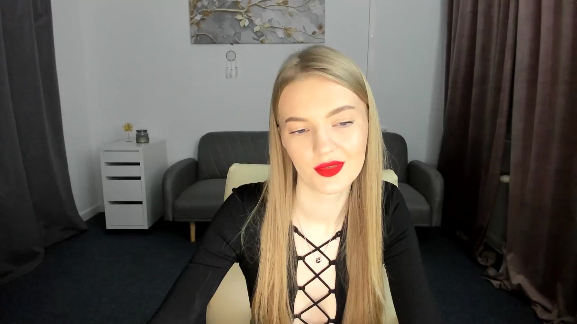 Gallery image thumbnail from AndySky's myfreecams stream on, 02/14/2025, 15:43 image 8 of 20