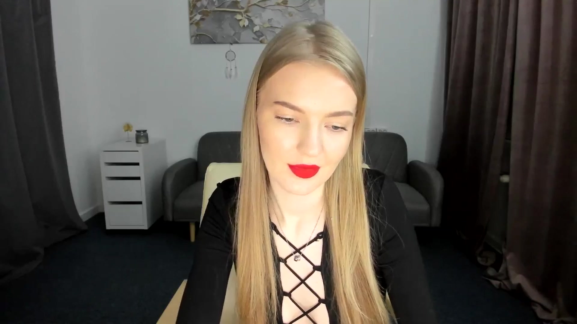 Gallery image thumbnail from AndySky's myfreecams stream on, 02/14/2025, 15:43 image 11 of 20