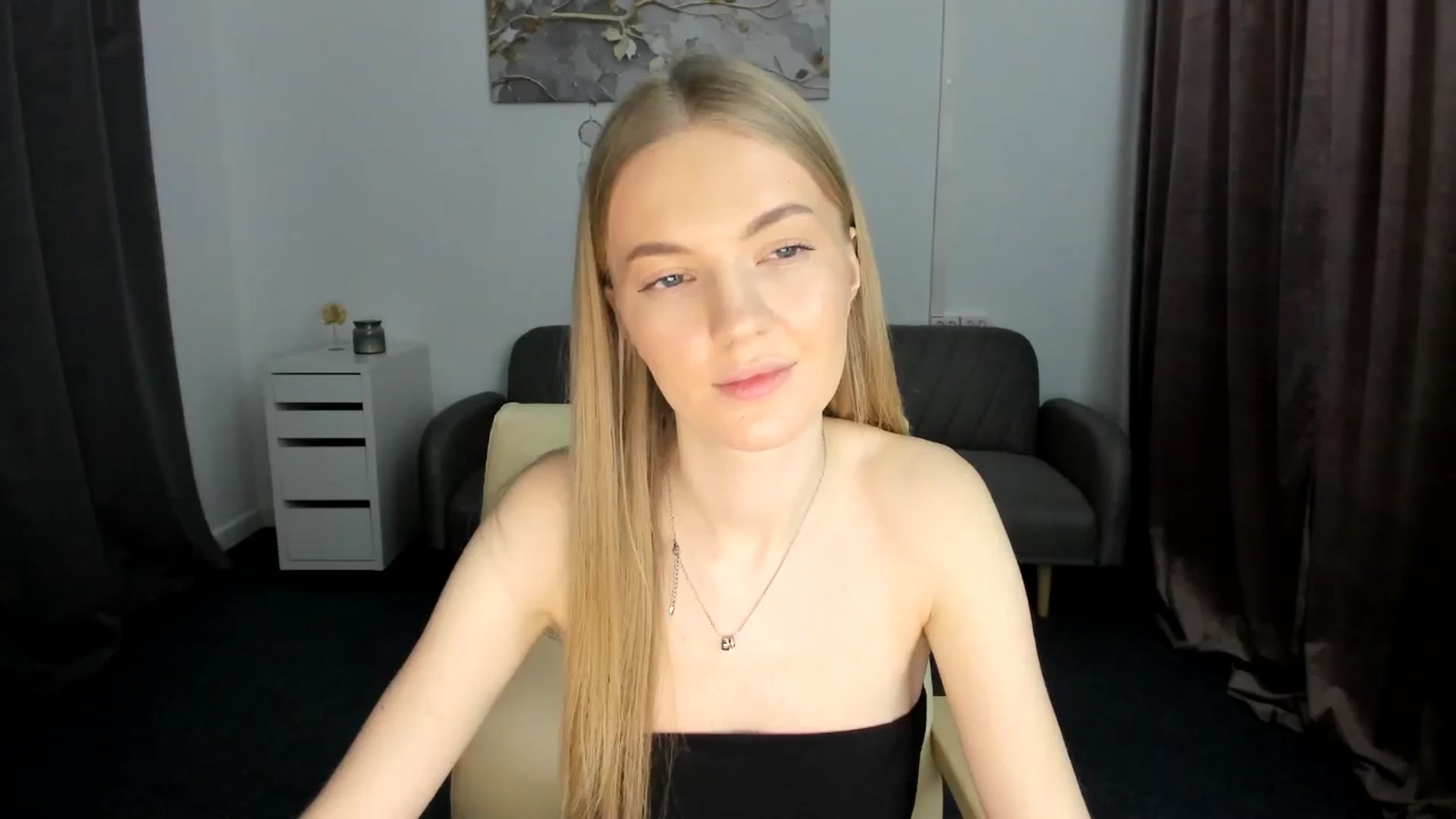 Gallery image thumbnail from AndySky's myfreecams stream on, 02/16/2025, 14:43 image 2 of 20