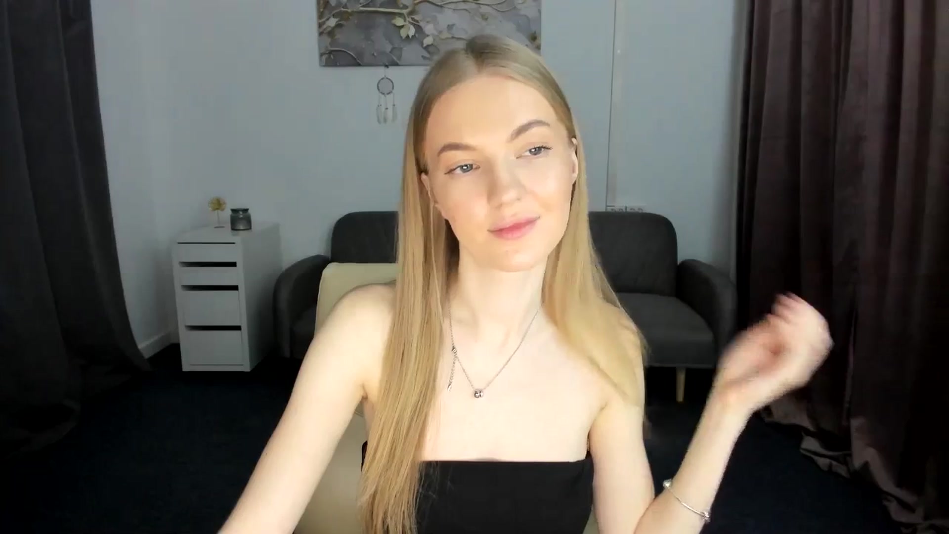 Gallery image thumbnail from AndySky's myfreecams stream on, 02/16/2025, 14:43 image 20 of 20
