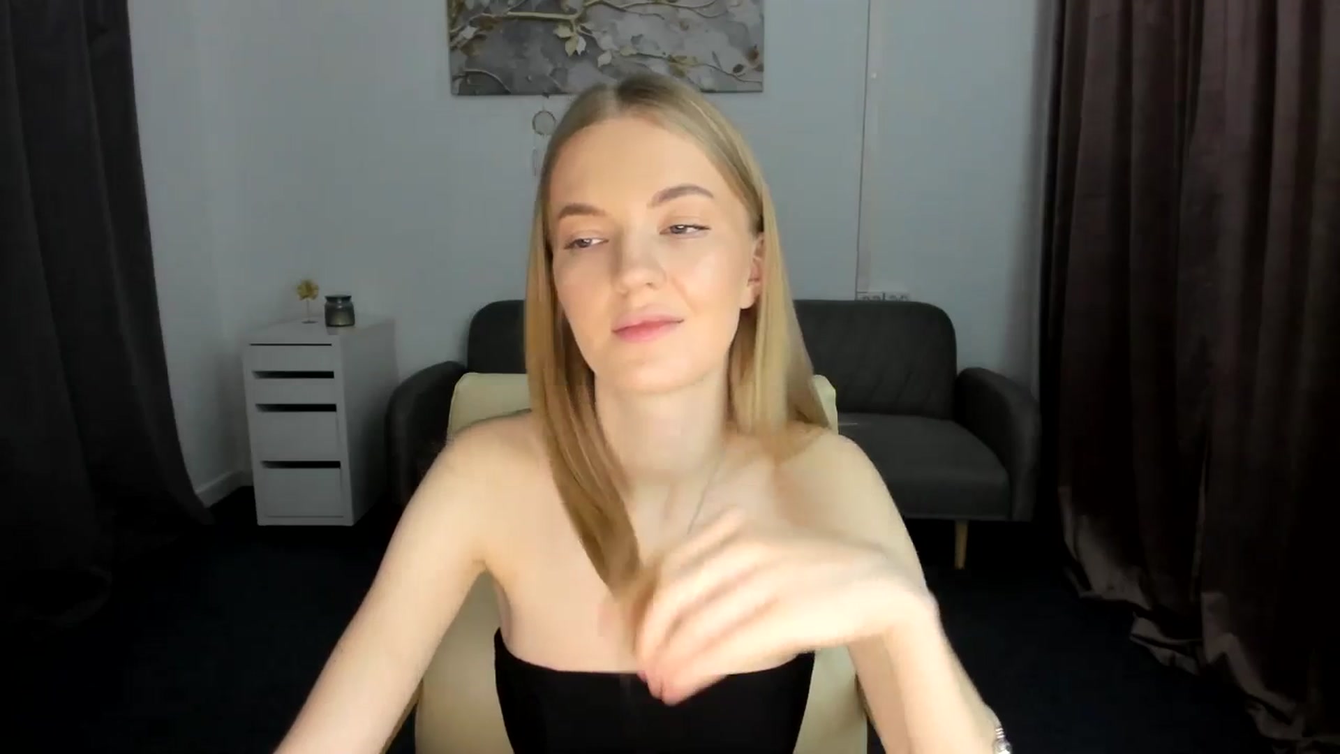 Gallery image thumbnail from AndySky's myfreecams stream on, 02/16/2025, 14:43 image 9 of 20