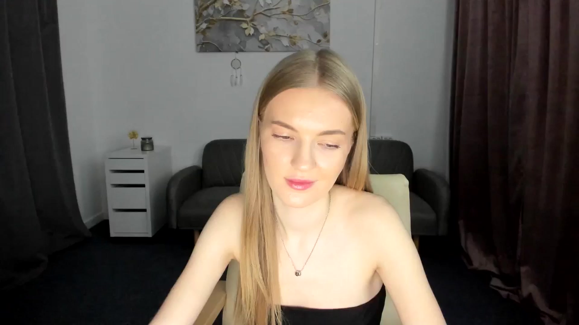 Gallery image thumbnail from AndySky's myfreecams stream on, 02/16/2025, 17:34 image 9 of 20
