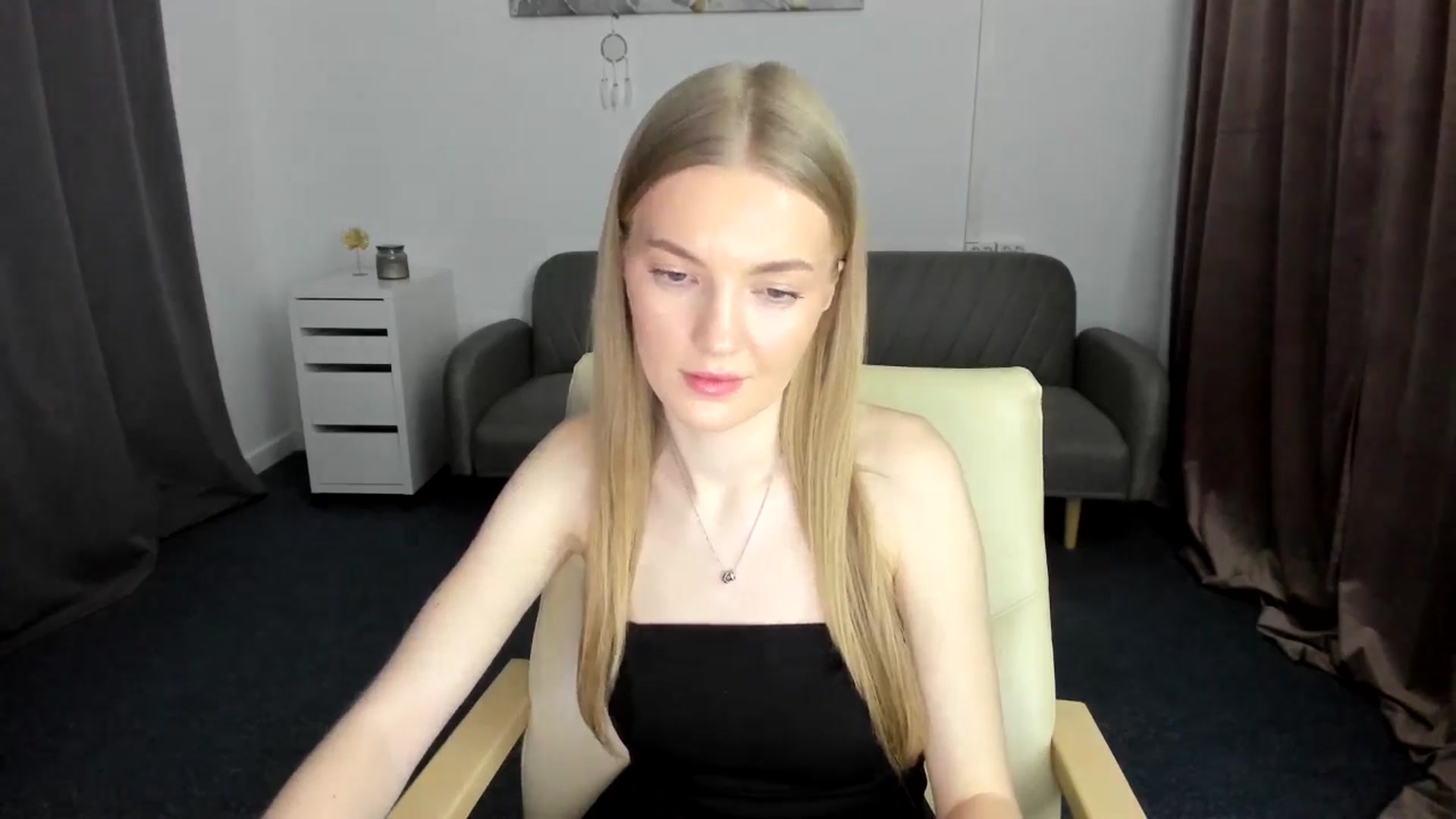 Gallery image thumbnail from AndySky's myfreecams stream on, 02/16/2025, 20:14 image 7 of 20