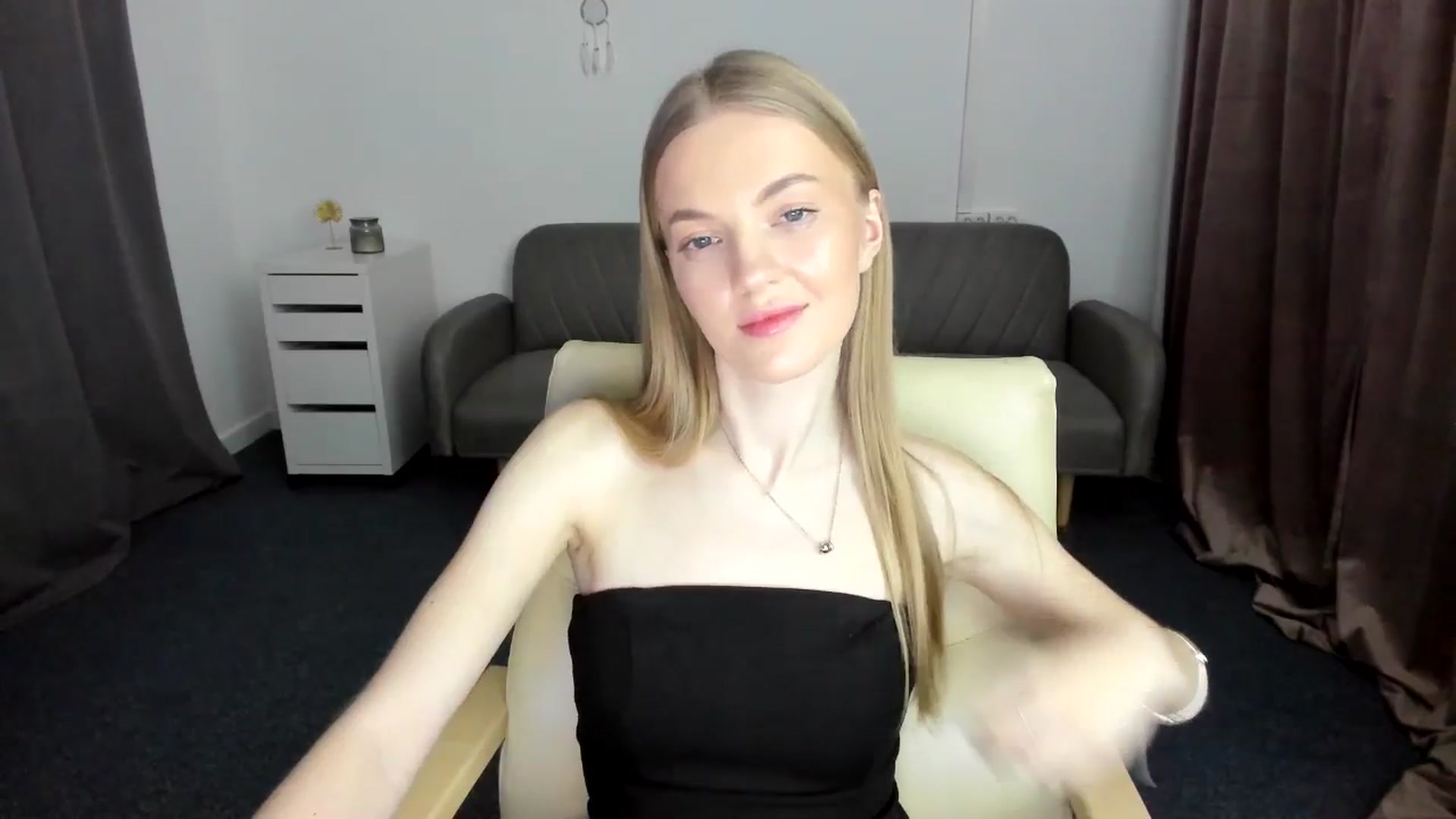 Gallery image thumbnail from AndySky's myfreecams stream on, 02/16/2025, 20:14 image 20 of 20