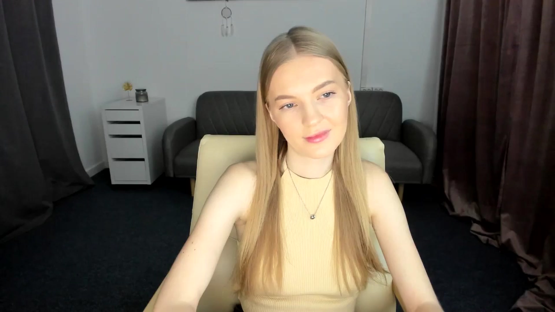 Gallery image thumbnail from AndySky's myfreecams stream on, 02/17/2025, 14:13 image 6 of 20