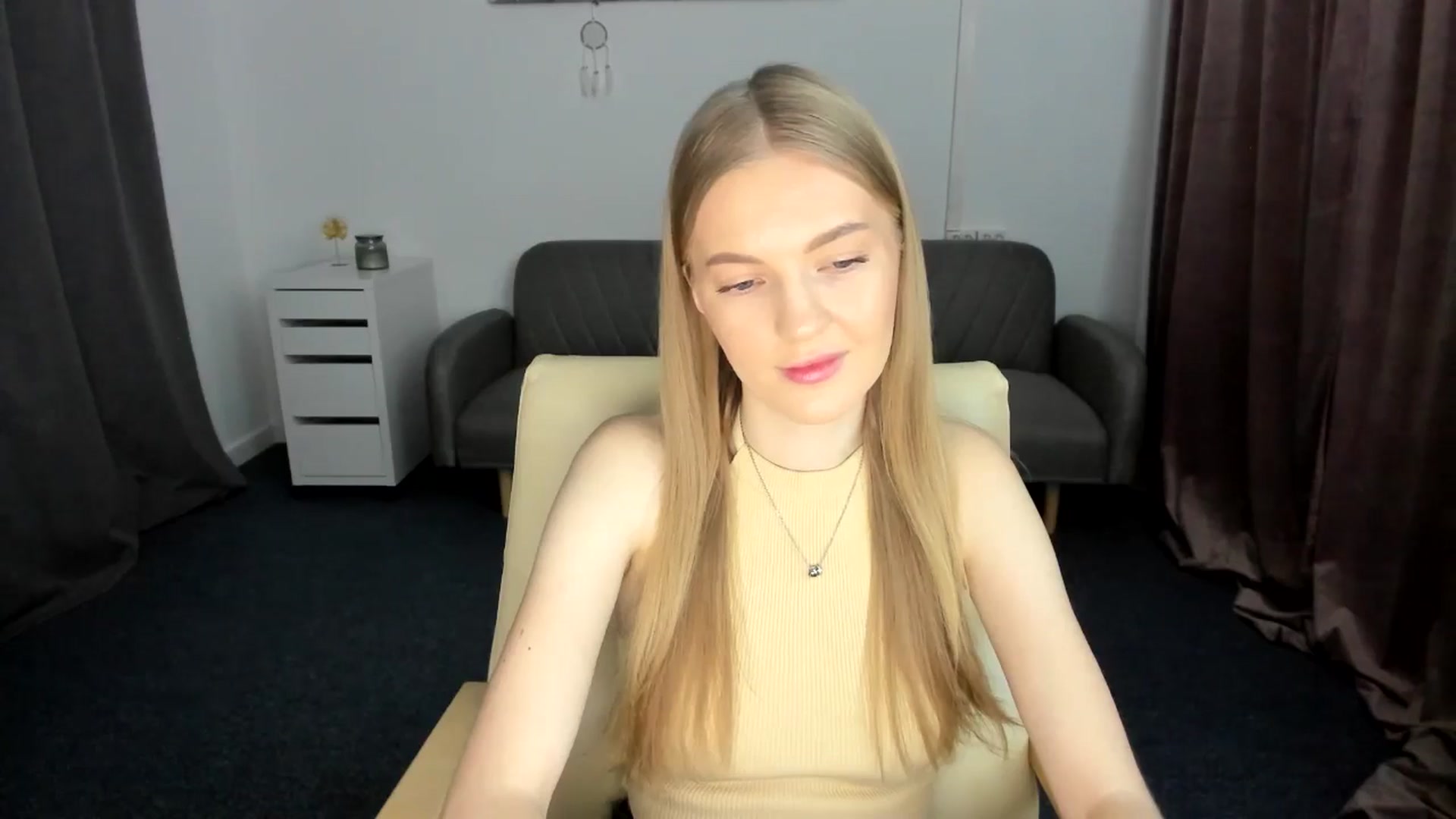Gallery image thumbnail from AndySky's myfreecams stream on, 02/17/2025, 14:13 image 3 of 20