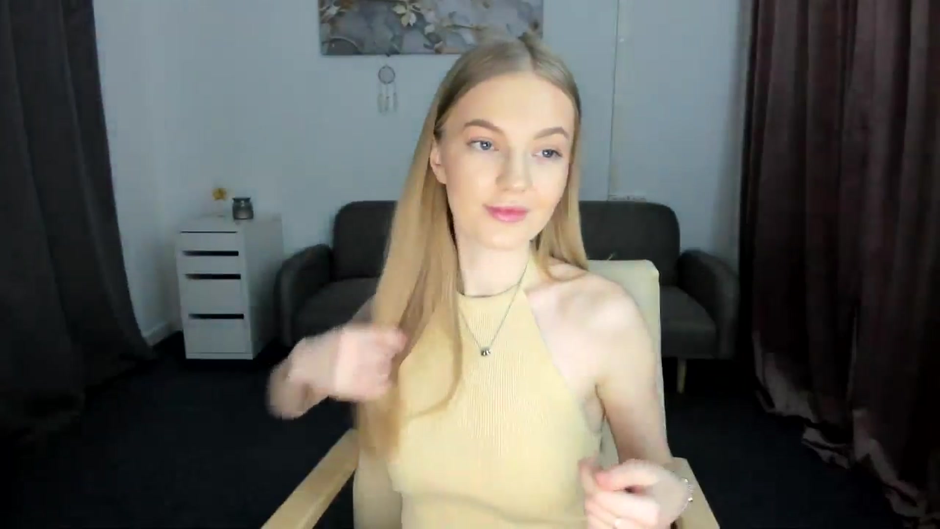 Gallery image thumbnail from AndySky's myfreecams stream on, 02/17/2025, 14:13 image 12 of 20