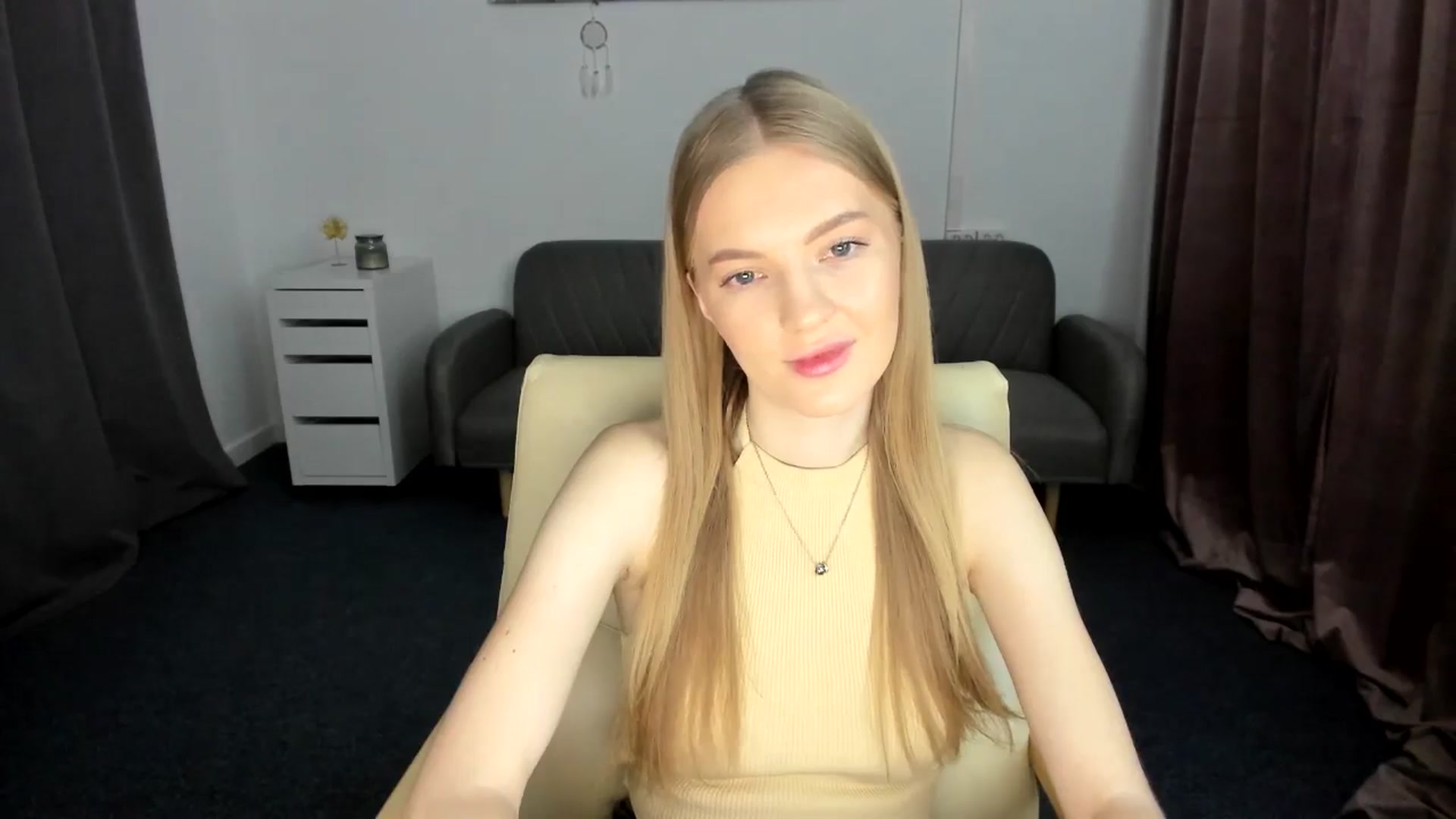 Gallery image thumbnail from AndySky's myfreecams stream on, 02/17/2025, 14:13 image 4 of 20