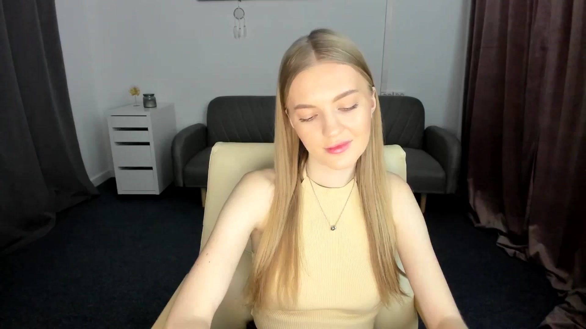 Gallery image thumbnail from AndySky's myfreecams stream on, 02/17/2025, 14:13 image 8 of 20