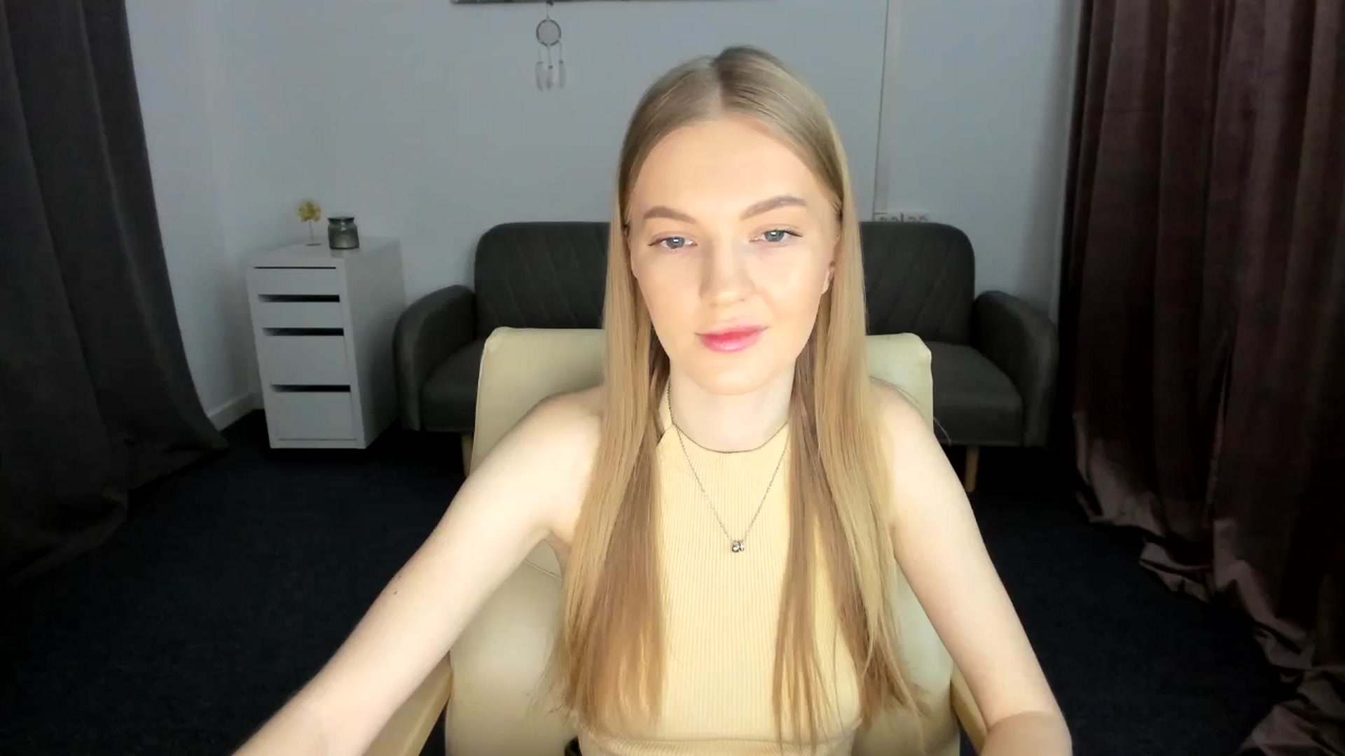 Gallery image thumbnail from AndySky's myfreecams stream on, 02/17/2025, 14:13 image 1 of 20