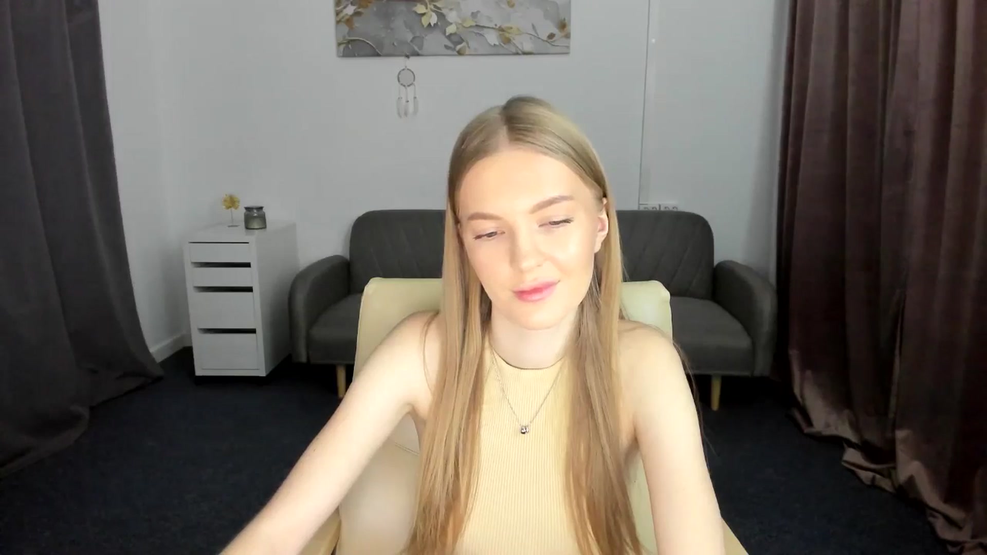 Gallery image thumbnail from AndySky's myfreecams stream on, 02/17/2025, 14:50 image 12 of 20