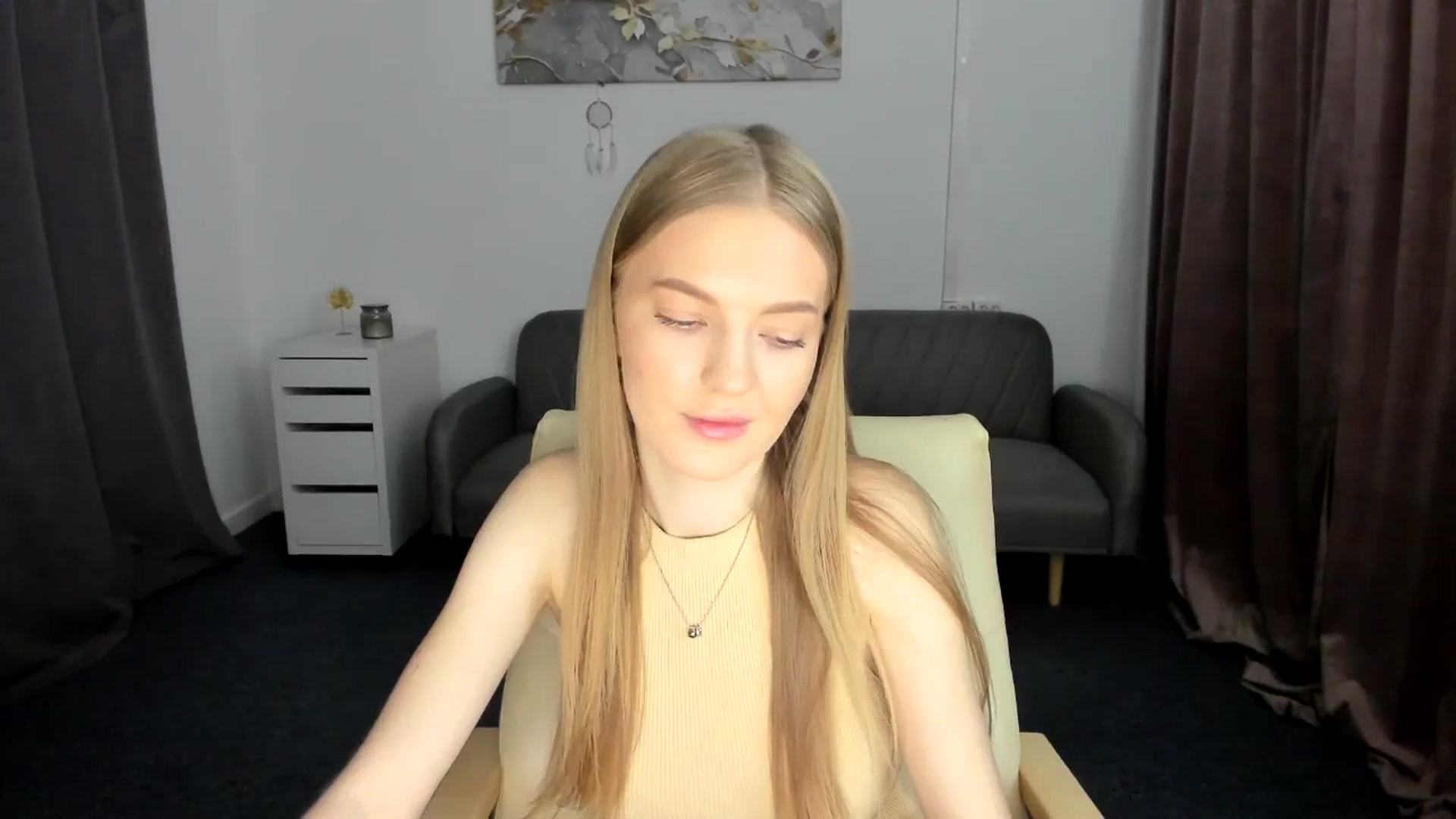 Gallery image thumbnail from AndySky's myfreecams stream on, 02/17/2025, 14:50 image 5 of 20