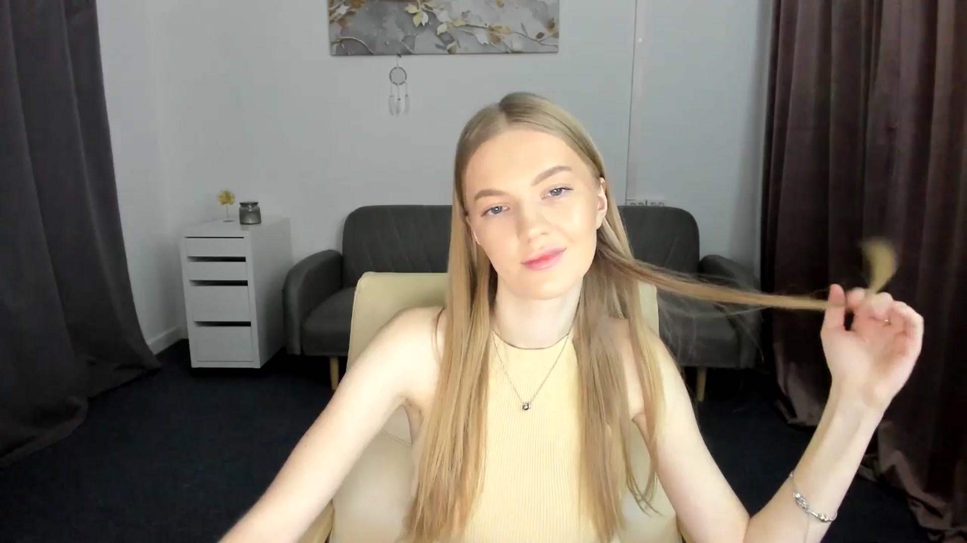Gallery image thumbnail from AndySky's myfreecams stream on, 02/17/2025, 14:50 image 10 of 20