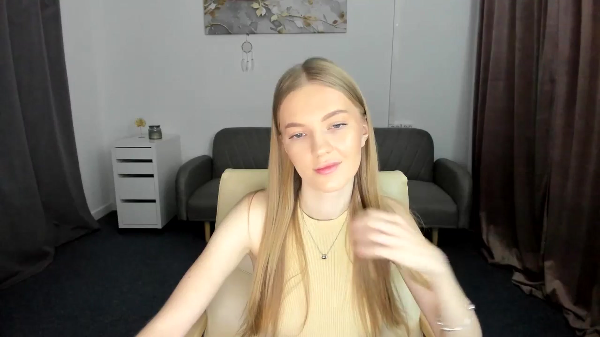 Gallery image thumbnail from AndySky's myfreecams stream on, 02/17/2025, 14:50 image 13 of 20