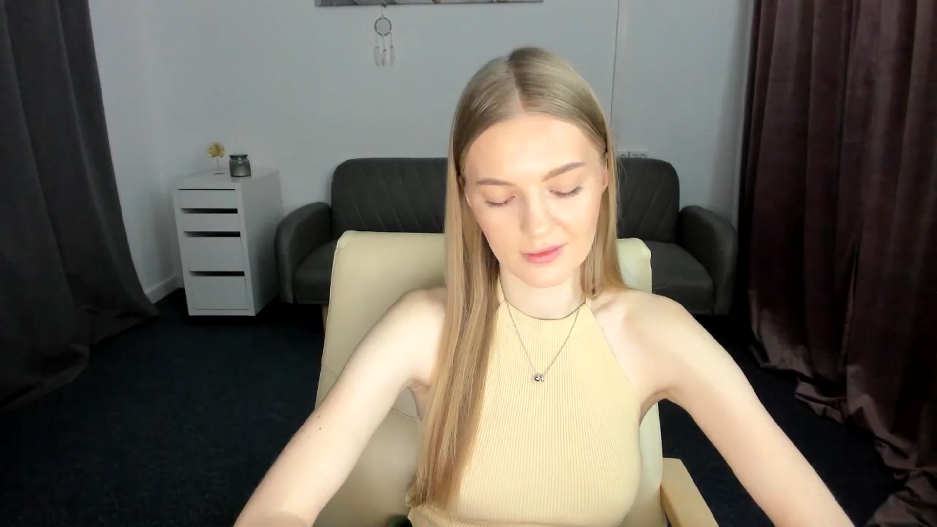 Gallery image thumbnail from AndySky's myfreecams stream on, 02/17/2025, 15:59 image 5 of 20