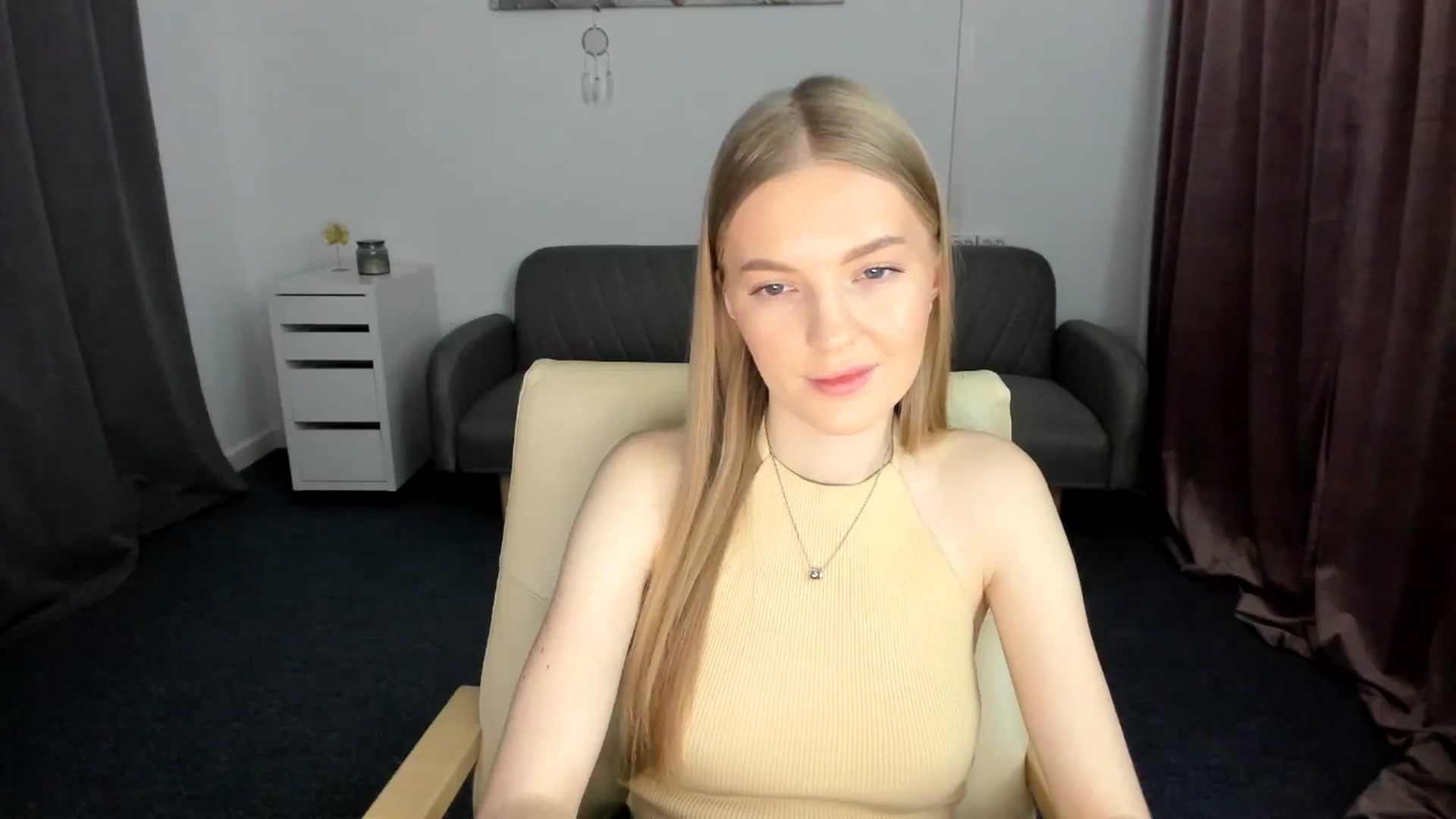 Gallery image thumbnail from AndySky's myfreecams stream on, 02/17/2025, 15:59 image 3 of 20