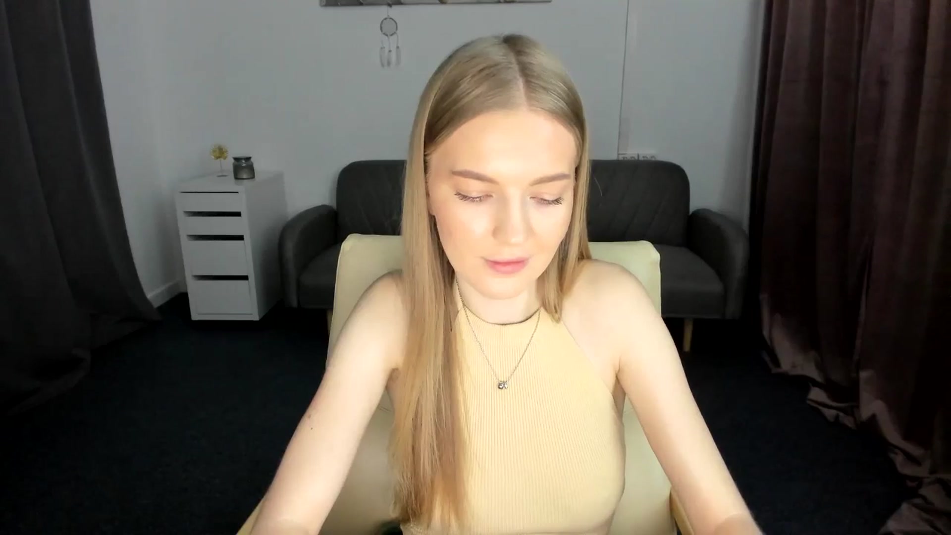 Gallery image thumbnail from AndySky's myfreecams stream on, 02/17/2025, 15:59 image 18 of 20