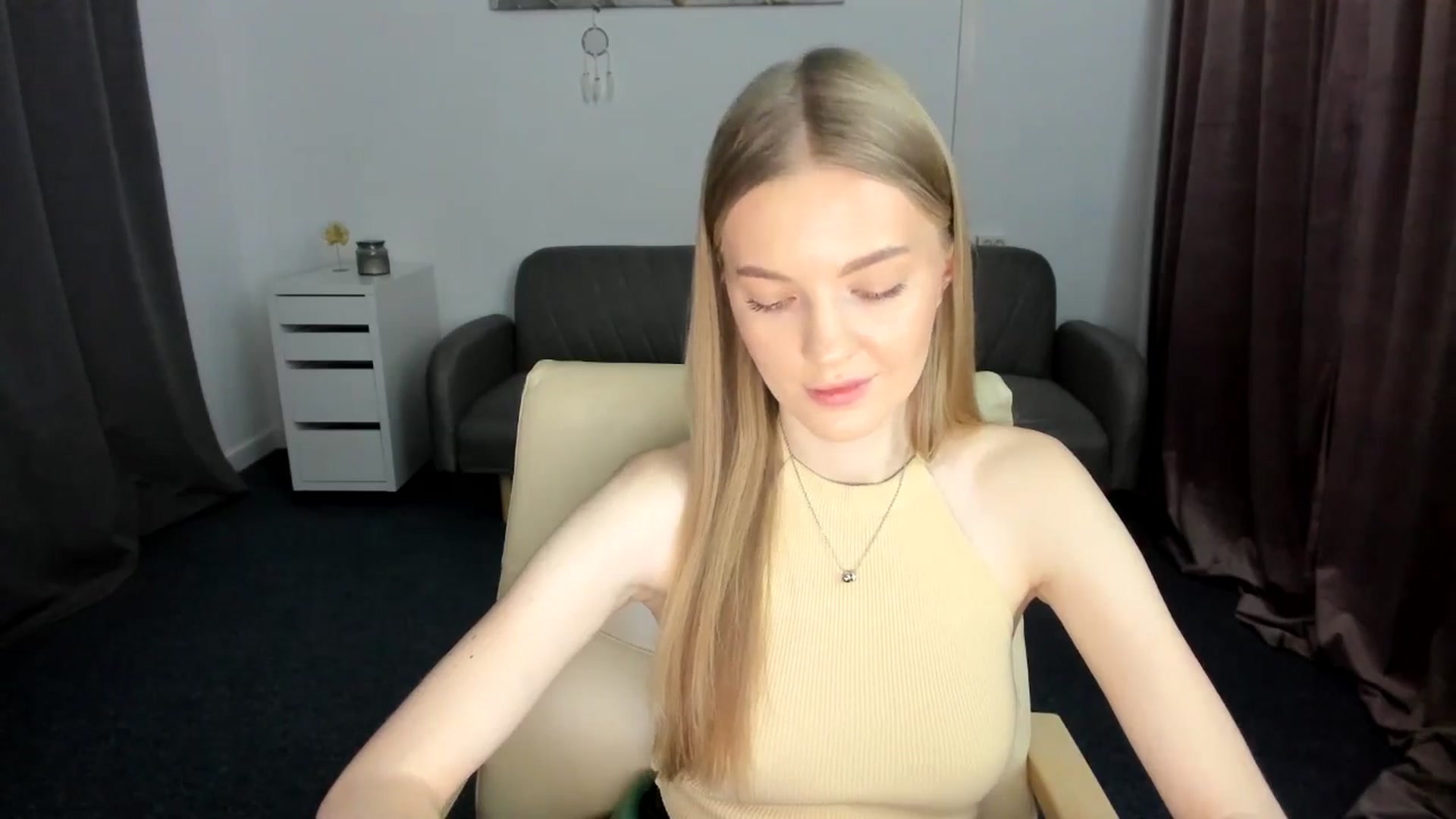 Gallery image thumbnail from AndySky's myfreecams stream on, 02/17/2025, 15:59 image 9 of 20