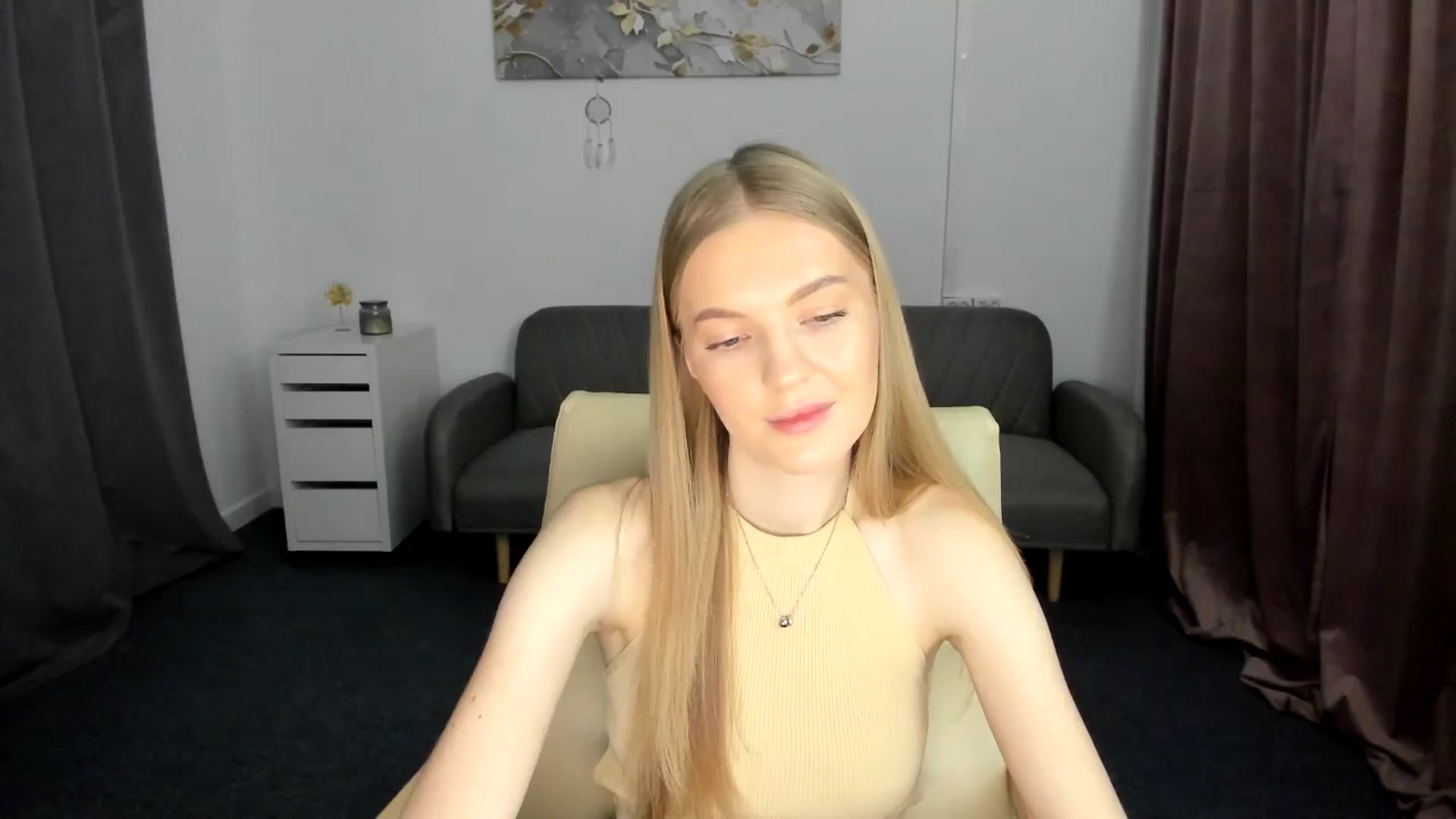 Gallery image thumbnail from AndySky's myfreecams stream on, 02/17/2025, 16:21 image 16 of 20