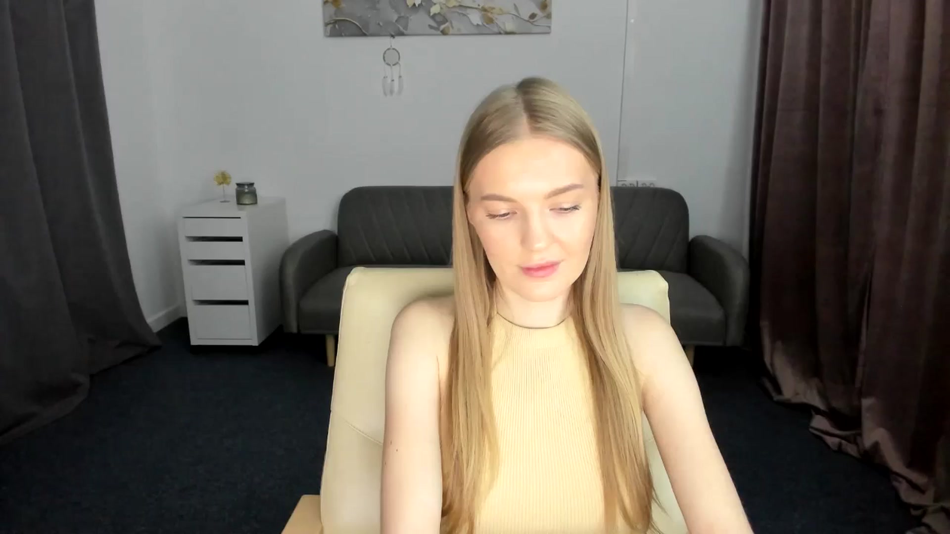 Gallery image thumbnail from AndySky's myfreecams stream on, 02/17/2025, 18:14 image 19 of 20