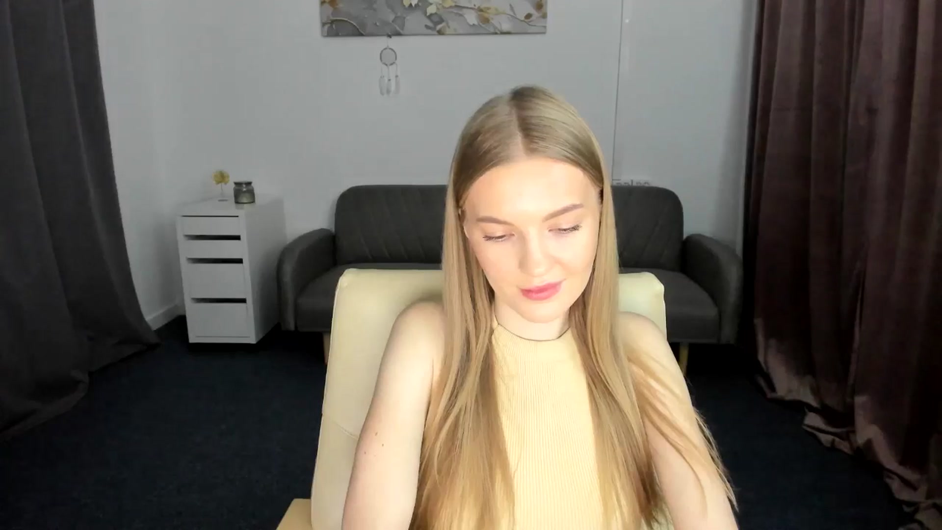 Gallery image thumbnail from AndySky's myfreecams stream on, 02/17/2025, 18:14 image 7 of 20