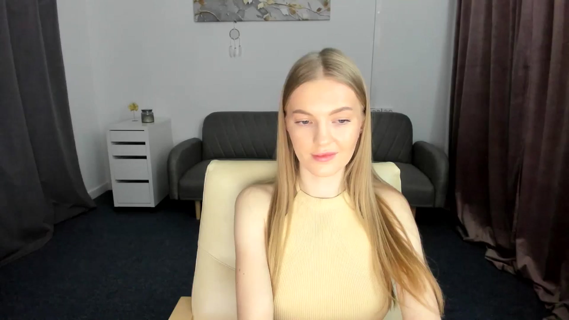 Gallery image thumbnail from AndySky's myfreecams stream on, 02/17/2025, 18:14 image 16 of 20