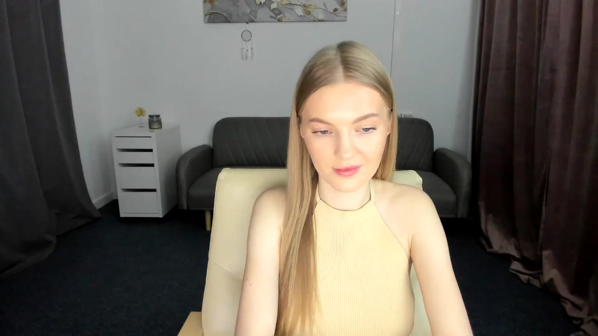 Gallery image thumbnail from AndySky's myfreecams stream on, 02/17/2025, 18:14 image 11 of 20