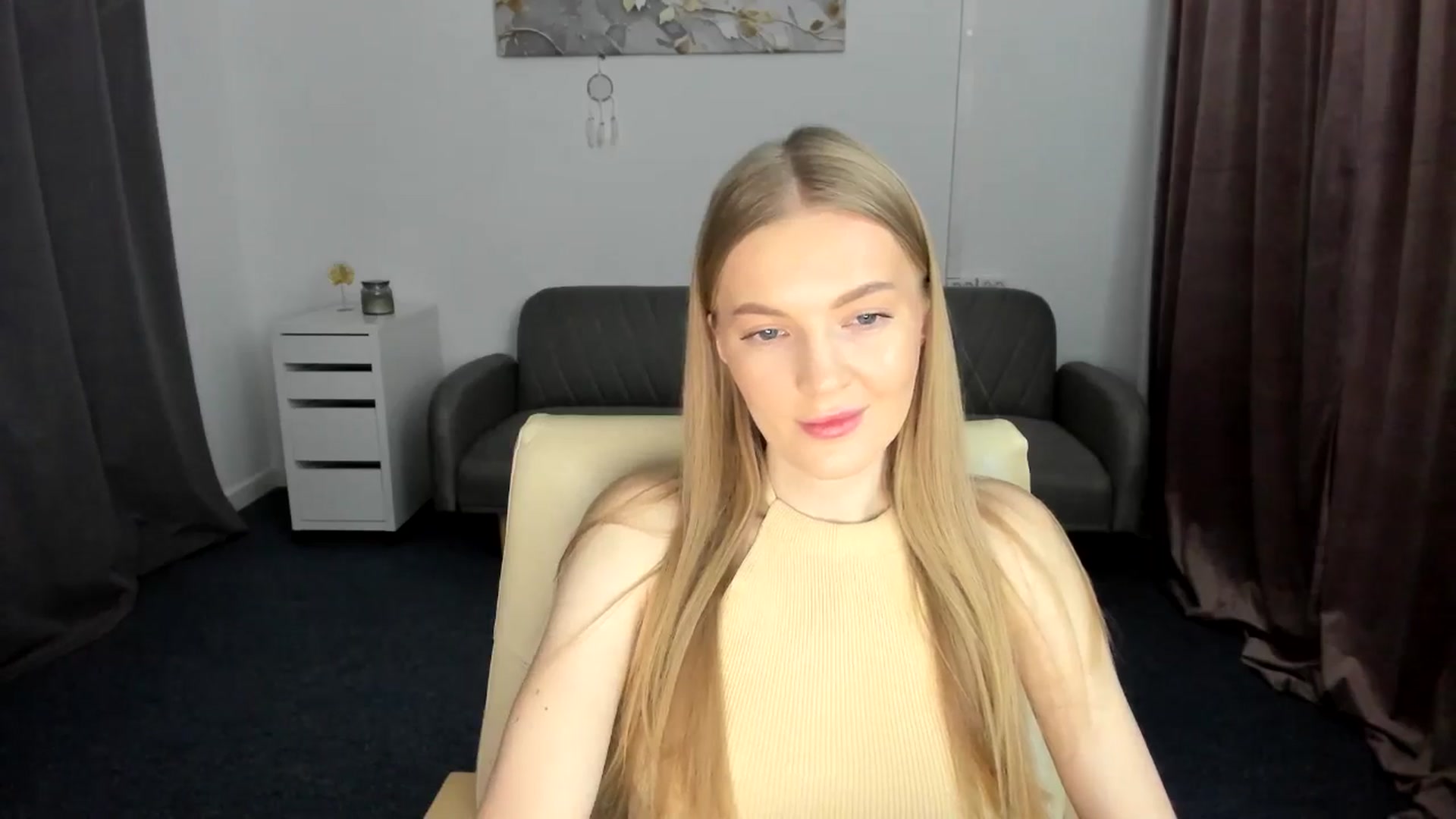 Gallery image thumbnail from AndySky's myfreecams stream on, 02/17/2025, 18:14 image 2 of 20
