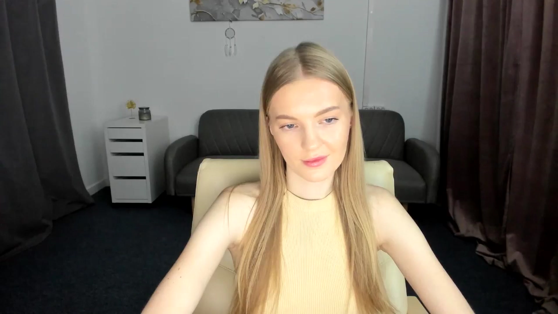 Gallery image thumbnail from AndySky's myfreecams stream on, 02/17/2025, 18:14 image 4 of 20