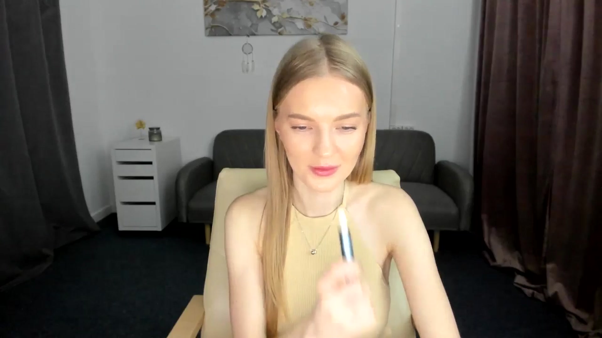 Gallery image thumbnail from AndySky's myfreecams stream on, 02/17/2025, 20:15 image 14 of 20