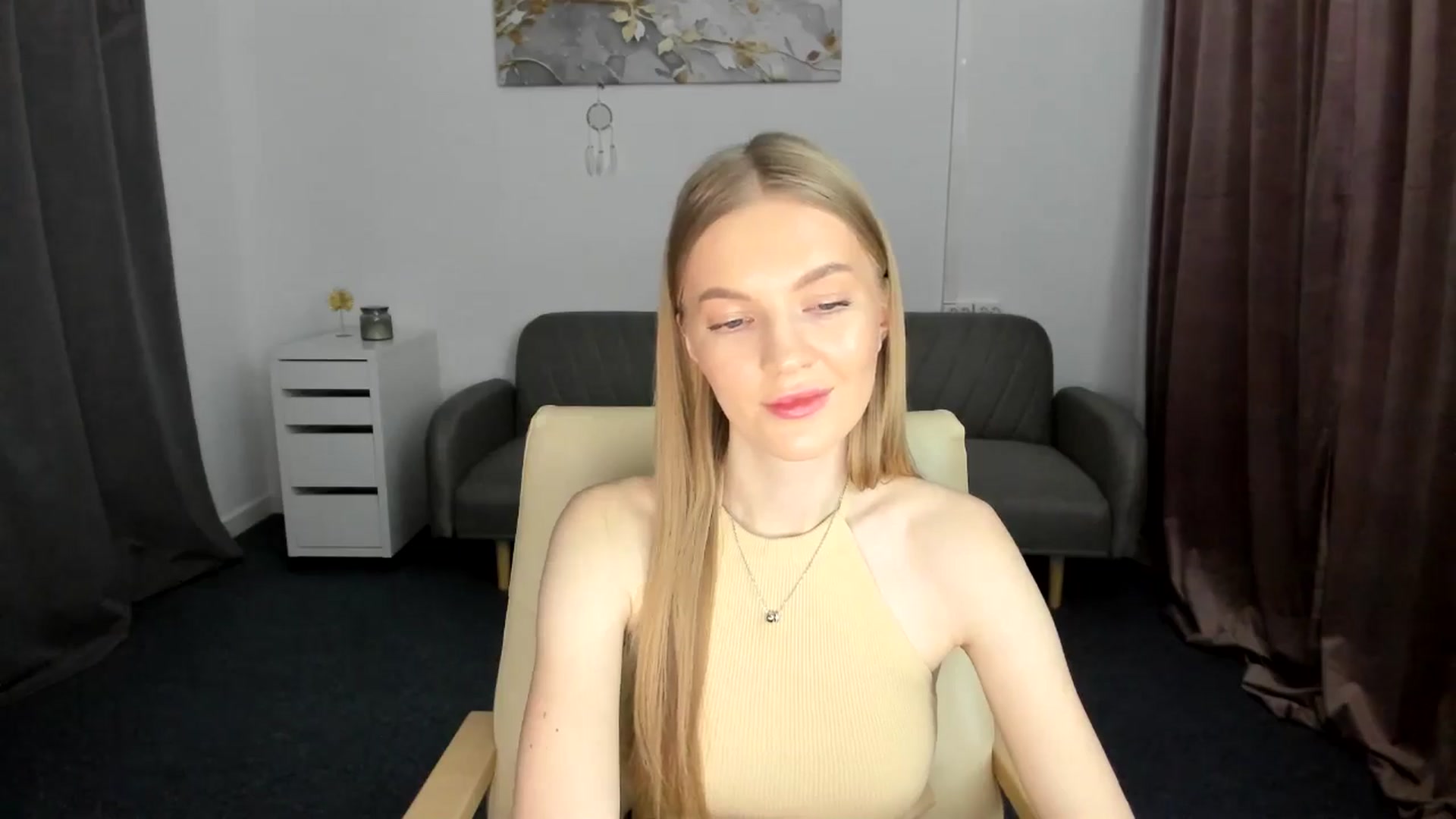 Gallery image thumbnail from AndySky's myfreecams stream on, 02/17/2025, 20:15 image 17 of 20