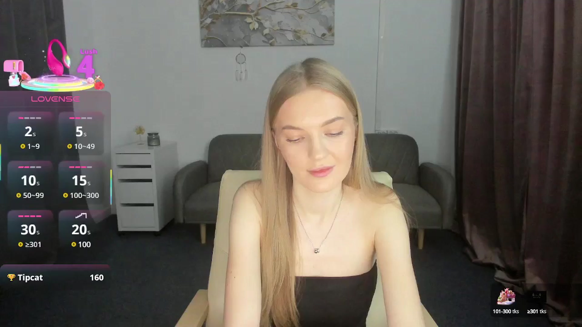 Gallery image thumbnail from AndySky's myfreecams stream on, 02/18/2025, 15:33 image 12 of 20