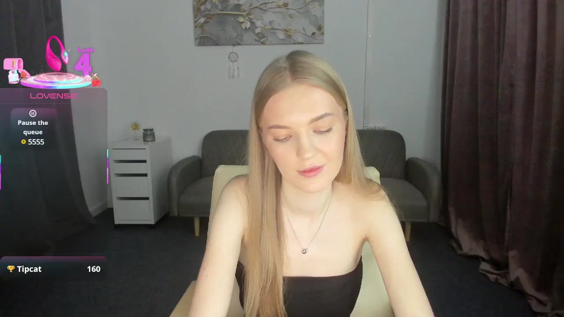 Gallery image thumbnail from AndySky's myfreecams stream on, 02/18/2025, 15:33 image 11 of 20