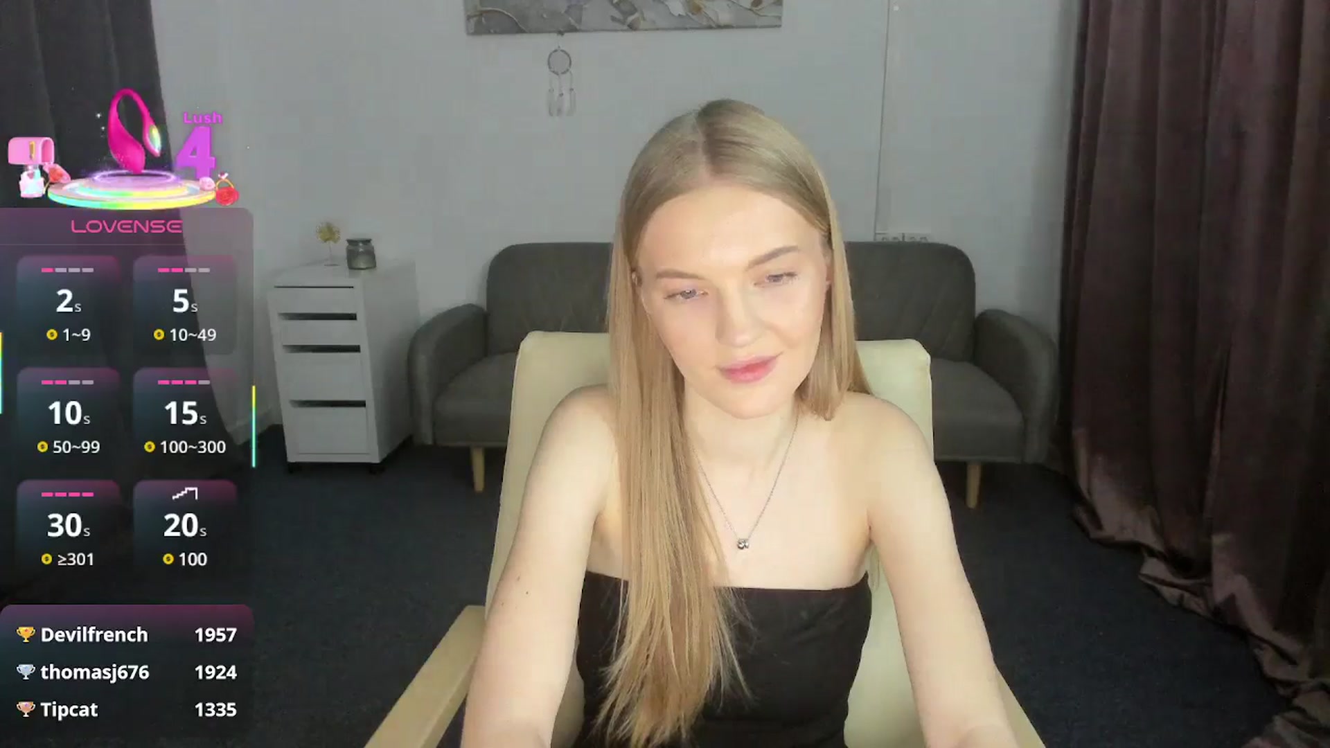 Gallery image thumbnail from AndySky's myfreecams stream on, 02/18/2025, 20:38 image 12 of 20
