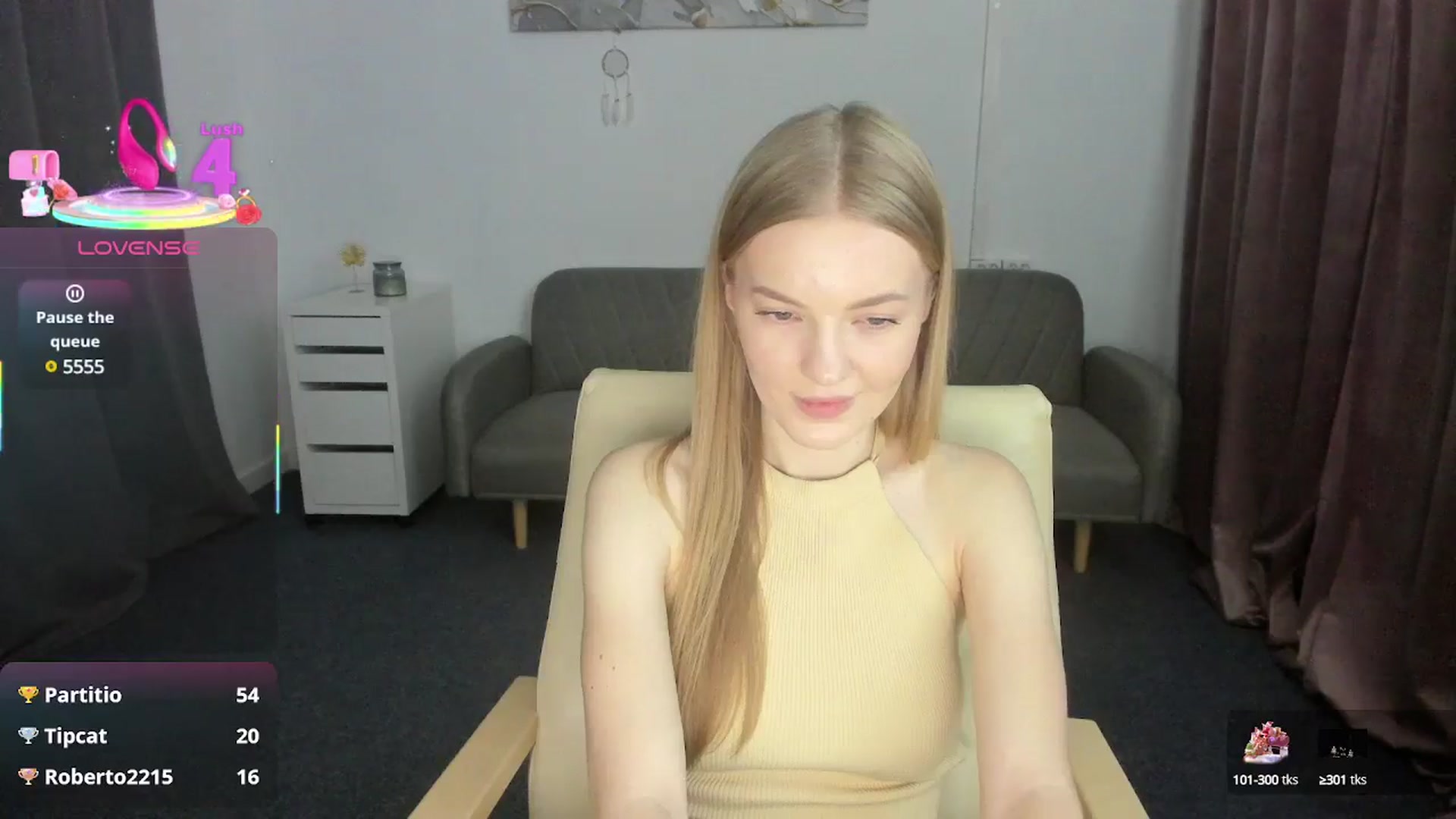 Gallery image thumbnail from AndySky's myfreecams stream on, 02/20/2025, 16:29 image 12 of 20