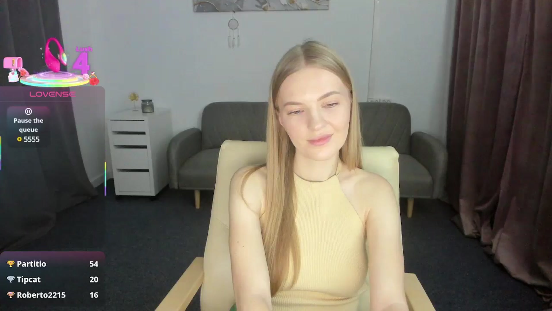 Gallery image thumbnail from AndySky's myfreecams stream on, 02/20/2025, 16:29 image 16 of 20